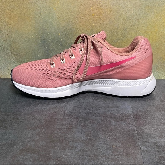 Nike Air Zoom Pegasus 34 Women's Pink Running Shoes Size 7.5 - Picture 16 of 16